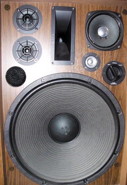 Kenwood_777D_Speaker_web.jpg